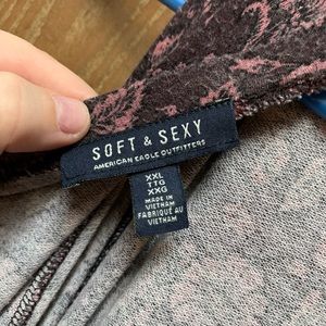 American Eagle Outfitters Tops - American Eagle Cold Shoulder top American Eagle Outfitters Tops - American Eagle Cold Shoulder top